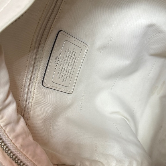 Coach Off-White Unisex Backpack with dust bag - Picture 13 of 15